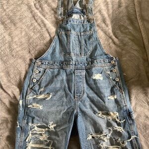 American Eagle Distressed Denim Short Overalls